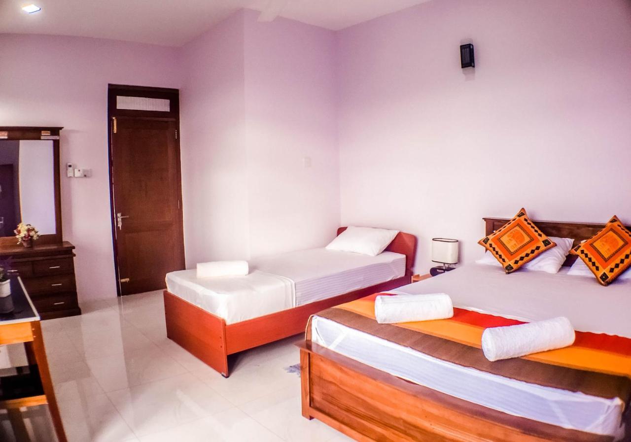 Saru Holiday Apartment - Up To 6 Guests Kandy Exteriér fotografie